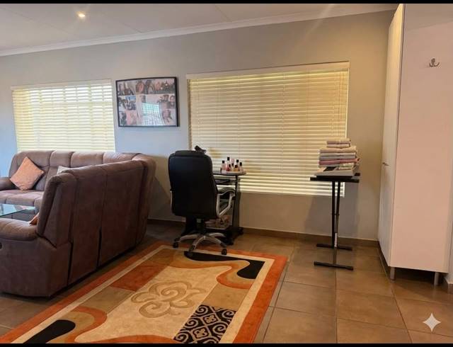 3 BEDROOM HOUSE FOR SALE IN WATERKLOOF EAST